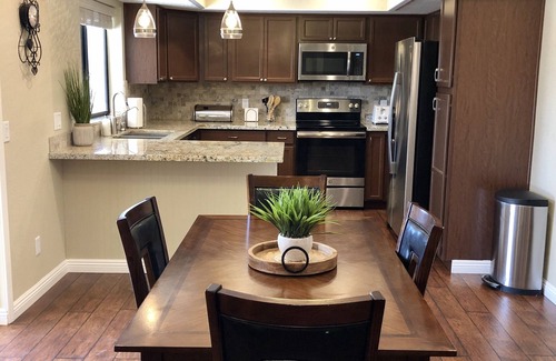 Lake Havasu City Casa | Snowbirds/Boaters/Family Retreat - 3br/2ba Minutes to Lake - With Heated Pool