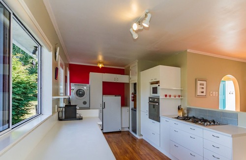 Rangataua Cabaña | Snowcano Cottage - Rangataua Holiday Home