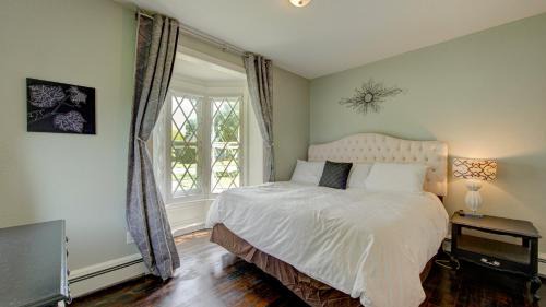 Lake City Apartamento | Snowdrop Apartment - Just 10 Minutes to the Beach!