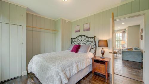 Lake City Apartamento | Snowdrop Apartment - Just 10 Minutes to the Beach!