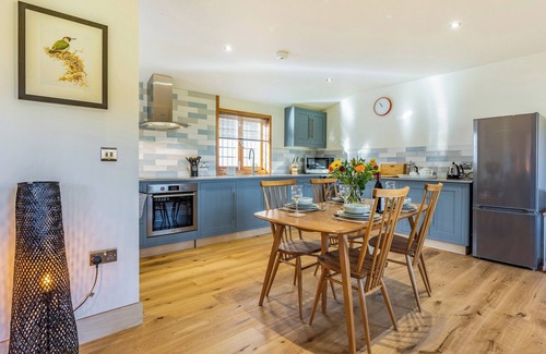 Challock Cabaña | Snowdrop Lodge -UK32959