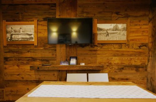 Sauze d'Oulx Apartamento | Snowflake Appartamenti Jouvenceaux