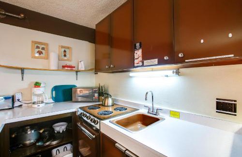 Glacier Apartamento | Snowline Lodge Condo #46 - Free Wi-Fi - Sleeps 2