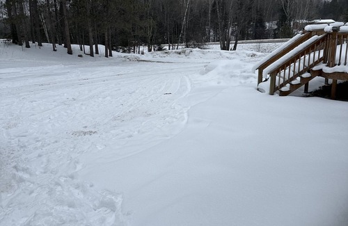Hurley Casa | Snowmobiles, Skiing, ABR Amazing 2-bedroom house with WiFi in Hurley, Mercer