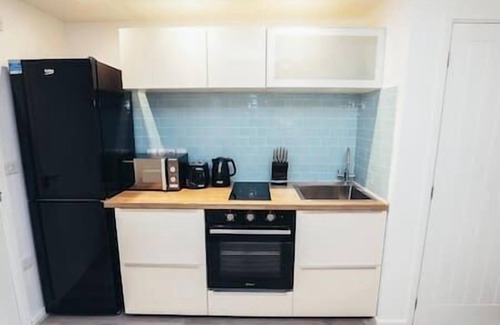 Hilton Apartamento | Snug 1BR Apt Self Check In Parking | By DerBnB