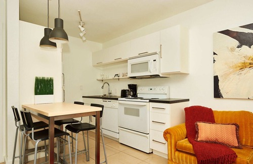 Lauderdale Beach Apartamento | Snug Apart a poca distancia de la playa, F. Lauderdale, Wifi, barbacoa, cerrada