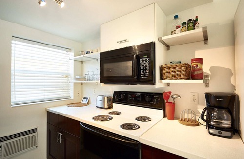 Lauderdale Beach Apartamento | Snug Apart a poca distancia de la playa, F. Lauderdale, Wifi, barbacoa, cerrada