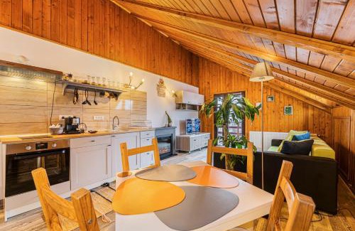Brasov Apartamento | Snug Apartments - Private Parking near DownTown