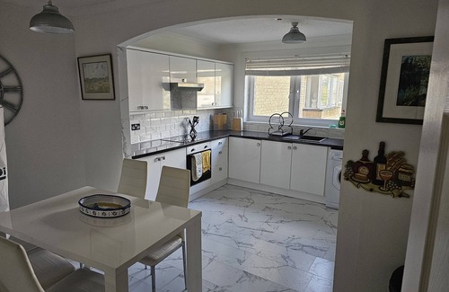 Helensburgh Apartamento | Snug - Colquhoun Square Apartment