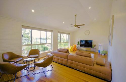 Fishing Point Casa | So Sweet Home with Water View