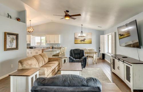 Show Low Casa | Soak Under Snowy Skies Show Low Home 3 Mi to Lake