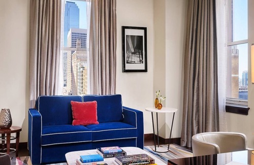 Downtown Dallas Hotel | Soaring Ceilings and Floor-to-Ceiling Views in a Modern Loft Retreat