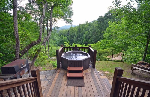 Bryson City Cabina | Soaring Eagle 1 Bedroom Cabin by Redawning