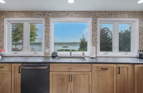 Boyne City Casa | Soaring Eagles; Lakehouse w/ Optional Bunkhouse, Ski