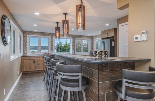 Boyne City Casa | Soaring Eagles; Lakehouse w/ Optional Bunkhouse, Ski