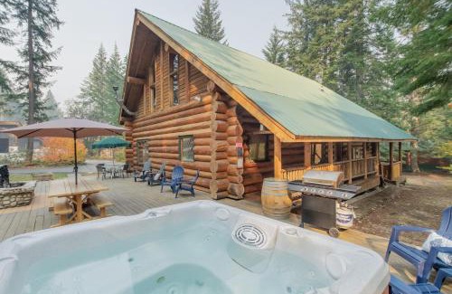 Leavenworth Casa | Soaring Pines Lodge by NW Comfy Cabins