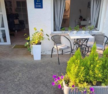 Zapresic Casa | Soba Dvori