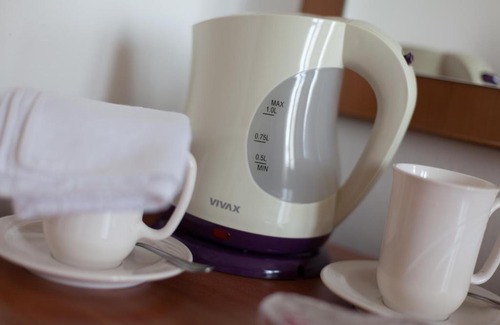 Njivice Apartamento | SOBA i TUŠ
