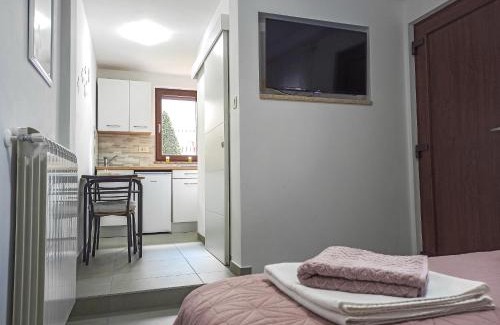 Brkac Apartamento | Soba Ulika