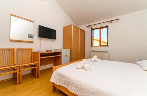 Miholascica Casa | Sobe i apartman Mareta