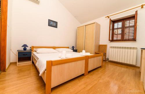 Miholascica Casa | Sobe i apartman Mareta
