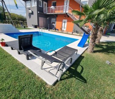 Matuzici Casa | Sobe Kod Ćobe