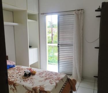 Boraceia Casa | Sobrado amarelo