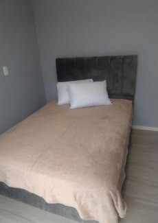 Picarras Casa | Sobrado em Piçarras com piscina