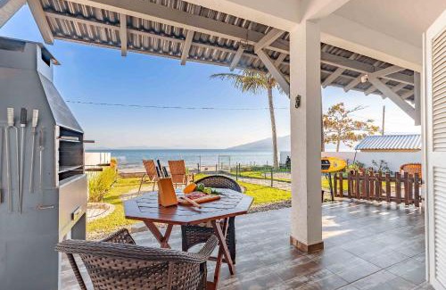 Morrinhos Apartamento | Sobrado Exclusivo Pé na Areia na Praia de Morrinhos