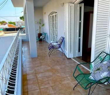 Botucatu Casa | Sobrado INTEIRO com todas as comodidades e ótima localização