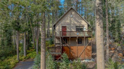 Soda Springs Casa | Soda Springs Cabin Less Than 1 Mile to the Slopes