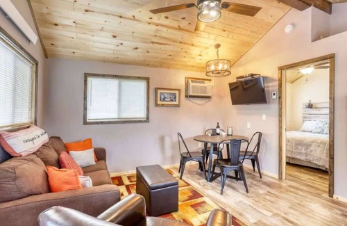 Keystone Cabina | Soder Cabin Summary: