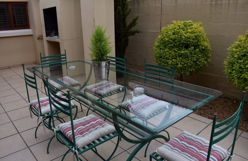 George Cama Y Desayuno | Soeteweide North B&b