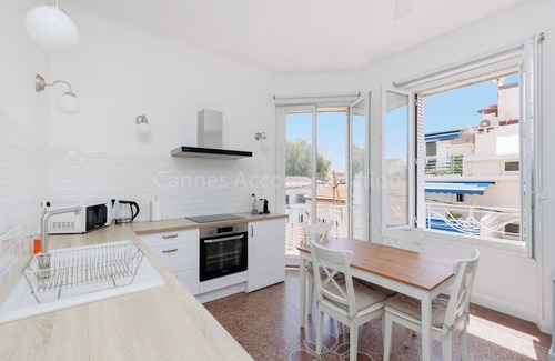 Heres Apartamento | Soeur-2911-Chaming apartment near the famous Forville market