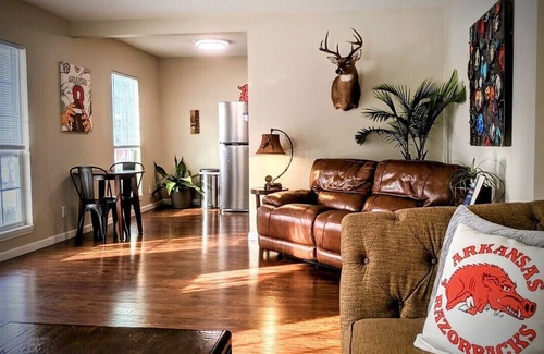 Fayetteville Casa | SOFAY HOME UofA - Razorback Greenway - Dickson St