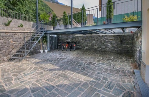 Chiavenna Casa | Apartamento Sofi ...................