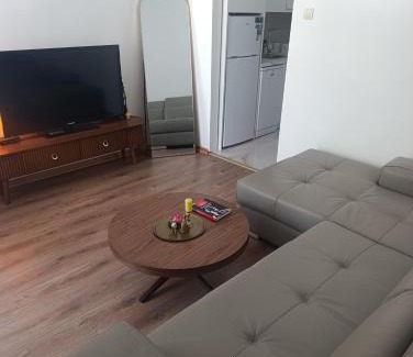 Sutomore Apartamento | Sofi