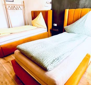 Knittelfeld Apartamento | Sofia Apartment & Zimmer Nähe Redbull Ring
