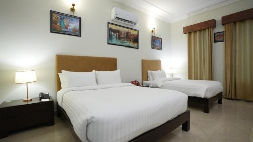 F-7 Sector Casa | Sofital Hotel F-7