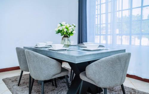 Kisumu Casa | Sofitel Executive 3 bedrooms all rooms ensuite own compound
