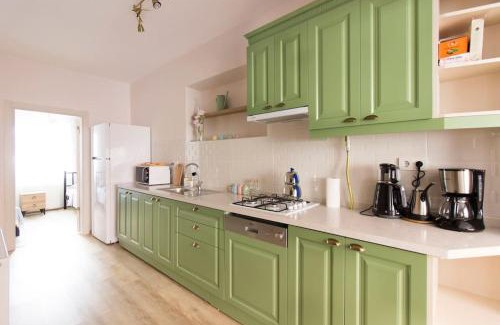 Moda Apartamento | Soft modern inspiring flat in the center of Moda