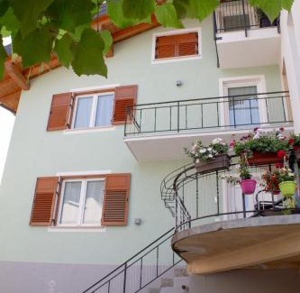 Villa Agnedo Apartamento | Soggiorno Bellin