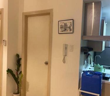 Highway Hills Apartamento | SOHO Central 1 Bedroom with Balcony near MRT EDSA SHAW PIONEER Greenfields SM Megamall Ortigas
