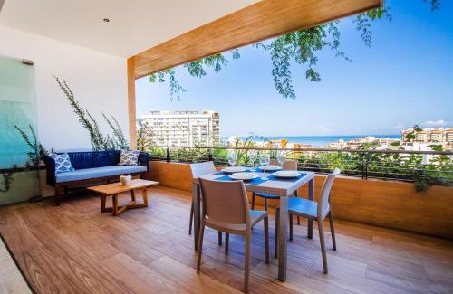 Alta Vista Casa | Soho PV 2 Workspaces, Pool, Gym & Rooftop Bar