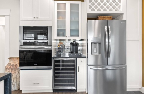 Courier City - Oscawana Casa | SoHo Serenity by Brightwild | Pool & Hot Tub