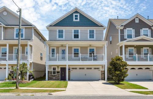 East Ocean View Casa | Sojourn Bay Haven Beach Home Steps to the Bay