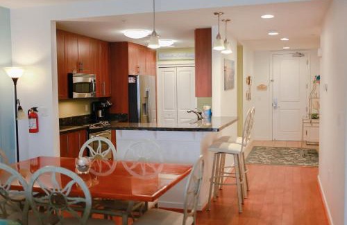 Sandbridge Casa | Sojourn Beach Haven Sleeps 7 with Pool near Beach
