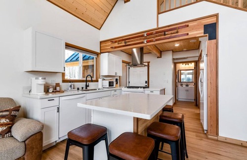 Willow Apartamento | Sojourn Cabin~Recreational Haven