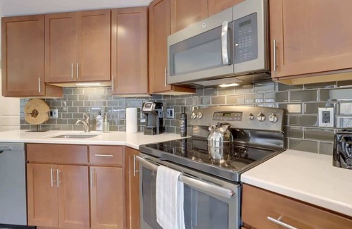 Ballston Apartamento | Sojourn | VA Square | 2 BR