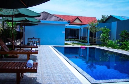 Kampot Hotel | Sokhom Bungalow